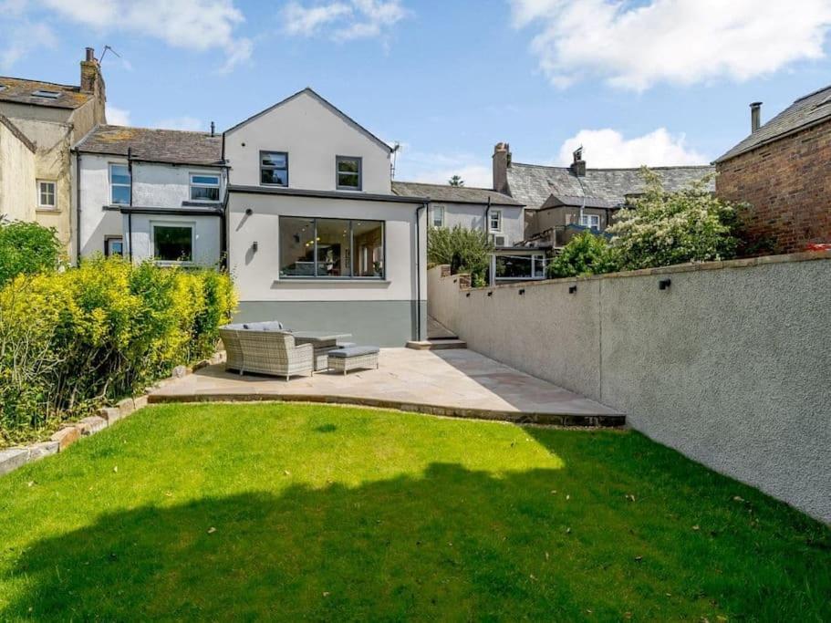 Northdene - 5 Star Lake District Cottage Cockermouth Exterior photo